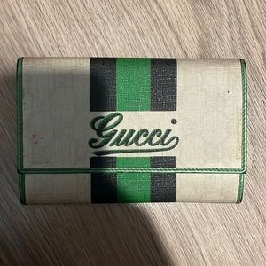 Gucci wallet